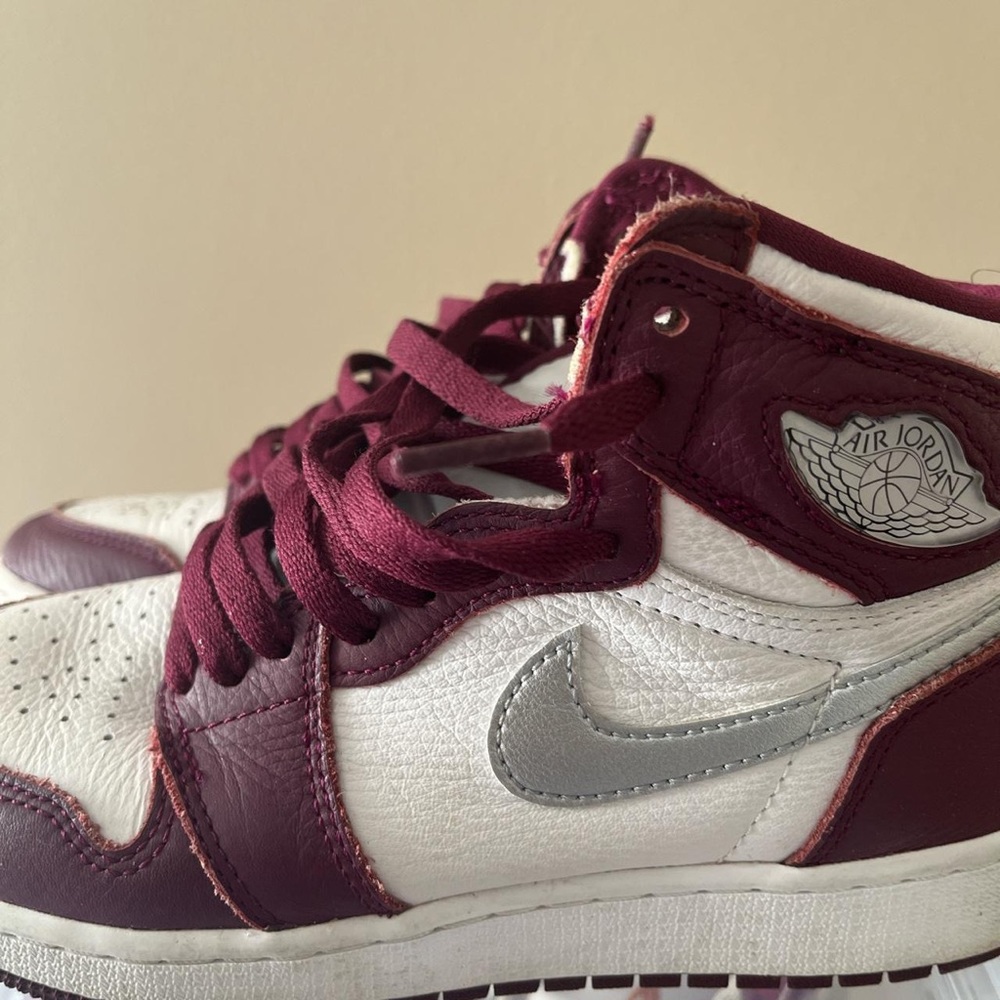 Bordeaux Jordan 1